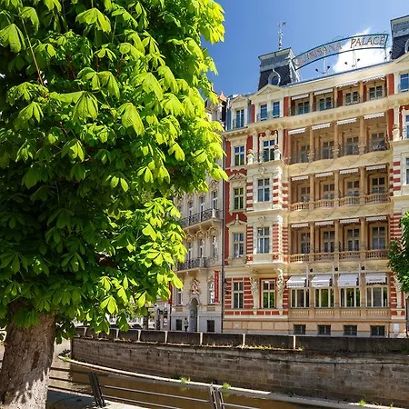 Quisisana Palace 5* كارلوفي فاري
